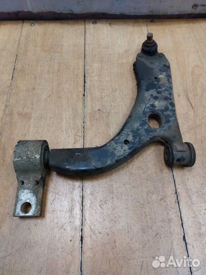 Рычаг подвески передний левый Ford Fiesta fujb