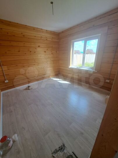 Коттедж 190 м² на участке 10 сот.