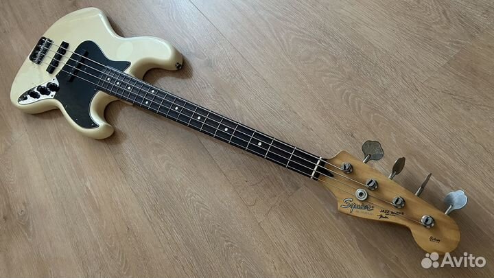 Бас гитара Squier by Fender Jazz Bass MIJ
