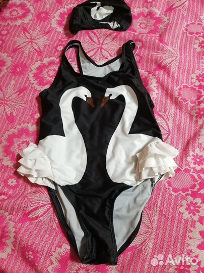 Новые Купальники слитные 2шт+шапочка