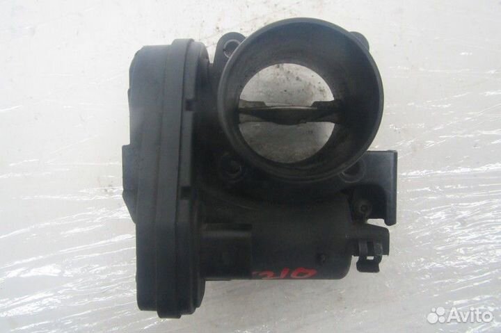 Дроссельная заслонка