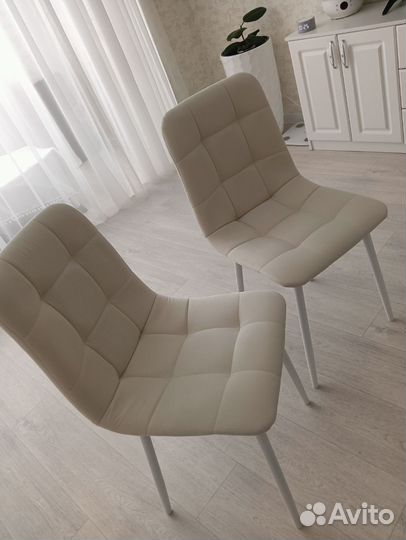 Стулья кухонные мягкие новые 2шт