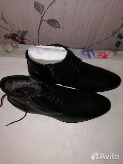 Ботинки зимние с мехом 41 размер