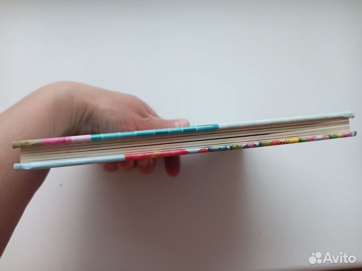 Детская книга с окошками