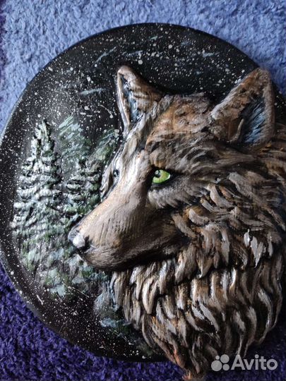 Панно волка из гипса