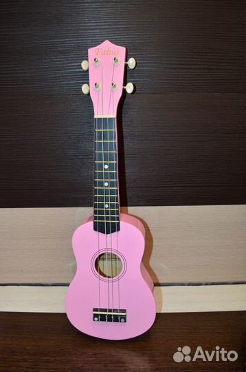 Укулеле - сопрано (новая), в заводской коробке