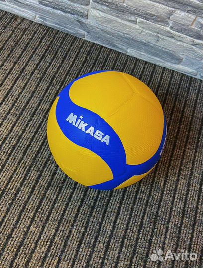 Волейбольный мяч Mikasa