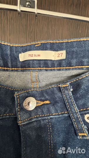 Джинсы Levis 712 (размер 27)