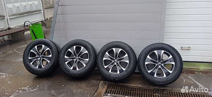 R18 Dunlop Grandtrek AT22 285/60, PCD 5x112 DIA 52.5