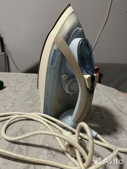 Утюг Philips GC 3320