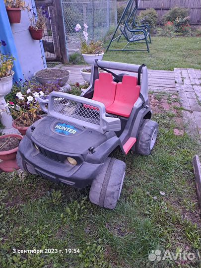 Детский электромобиль бу