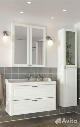 Комплект мебели для ванной Годморгон Кашён