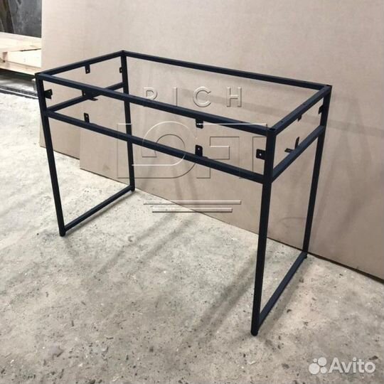 Опора для консоли