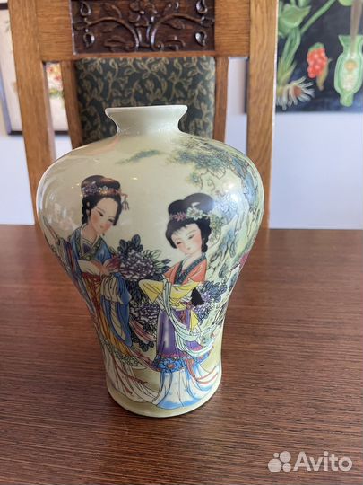 Ваза китайский фарфор