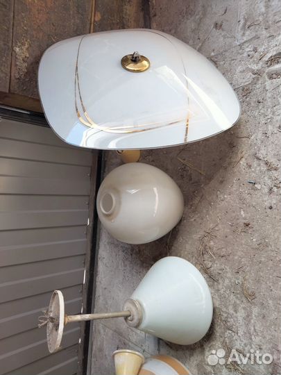 Продам плафоны и люстру