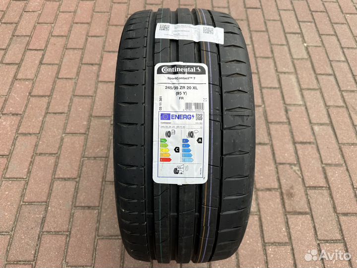 Continental SportContact 7 245/35 R20 и 275/30 R20 97Y