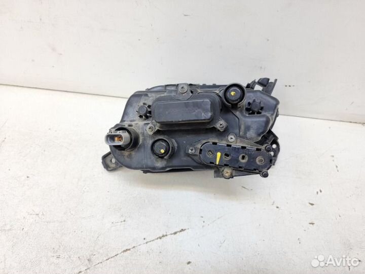 Фара противотуманная левая Kia Sorento 4 2020