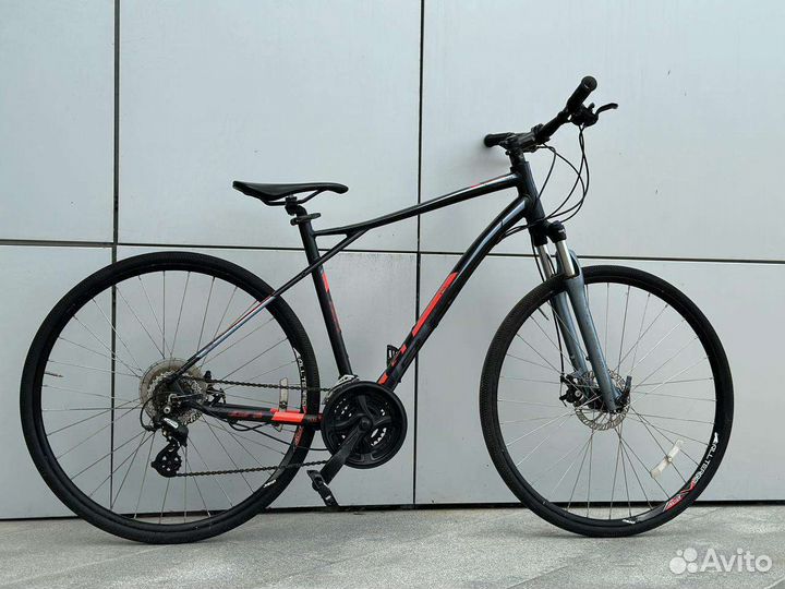 Гибрид GT Transeo 4.0 28’ disc (Aluminium/Shimano)