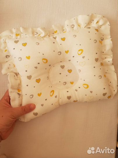 Плед из муслина с подушкой для новорожденного