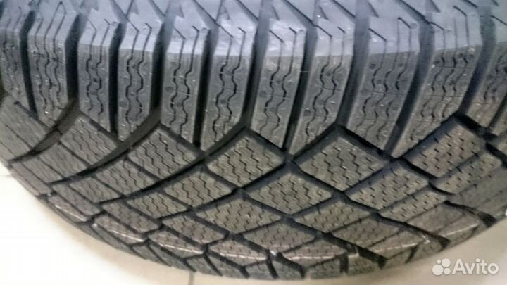 Continental ContiVikingContact 7 165/60 R15 81T