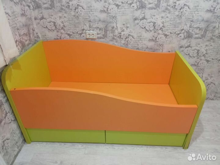 Детская кровать от 3 лет с бортиками