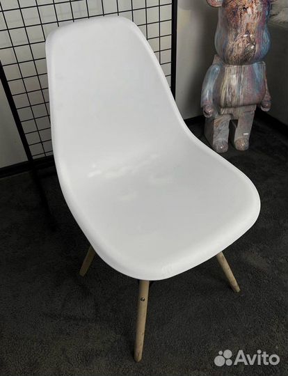 Стул белый икея