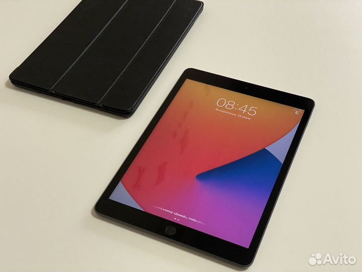 iPad 8 поколения (2020) 10.2