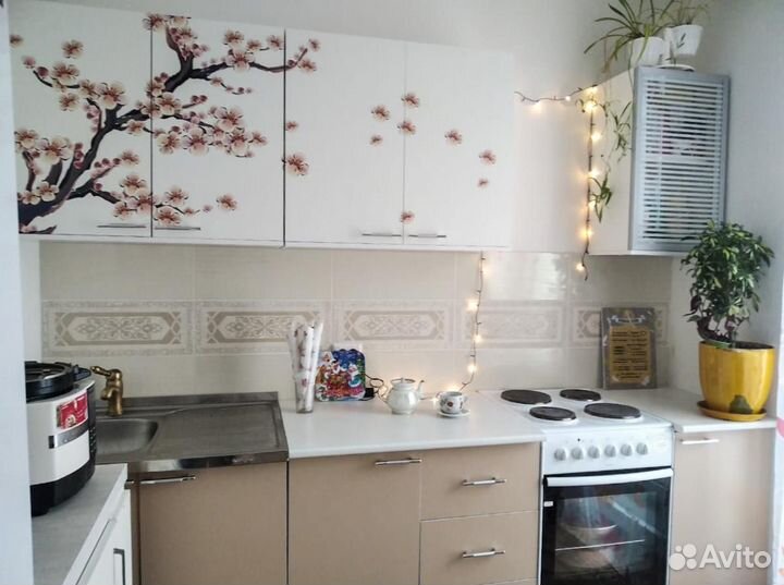 Кухня Сакура 2 м новая