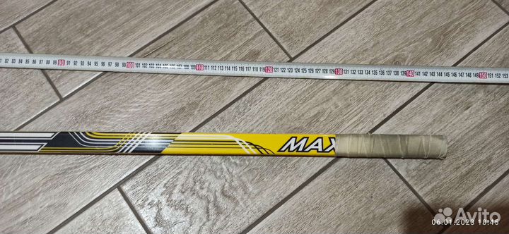 Продам клюшки