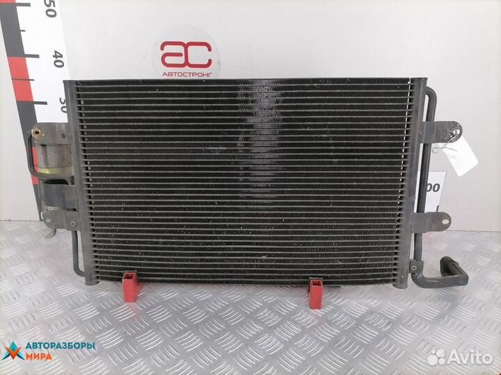 Радиатор кондиционера Volkswagen Golf 3 2000