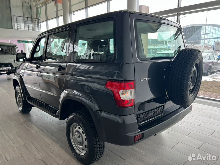 УАЗ Patriot 2.7 МТ, 2024