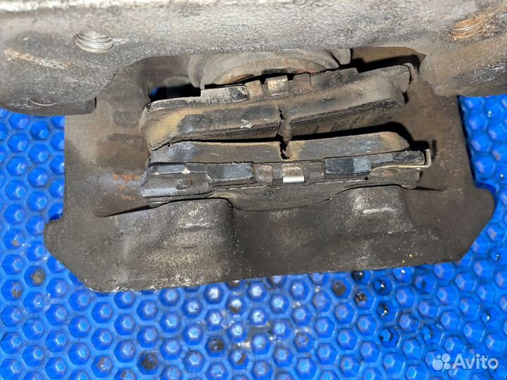 Суппорт задний правый Lexus GS (3)