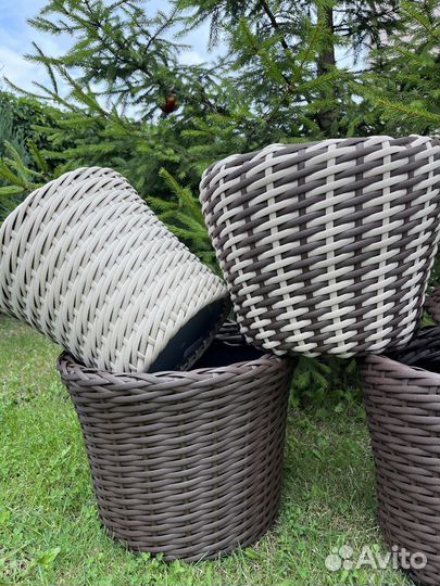 Кашпо из ротанга