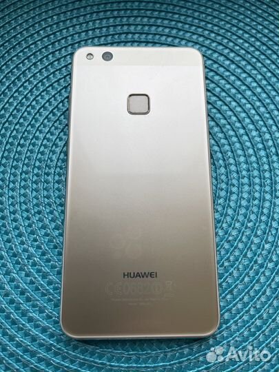 HUAWEI P10 Lite, 4/32 ГБ