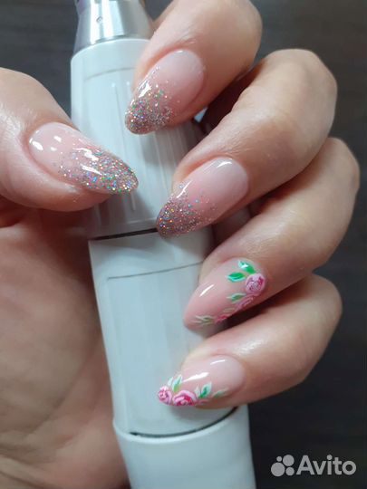 Маникюр педикюр