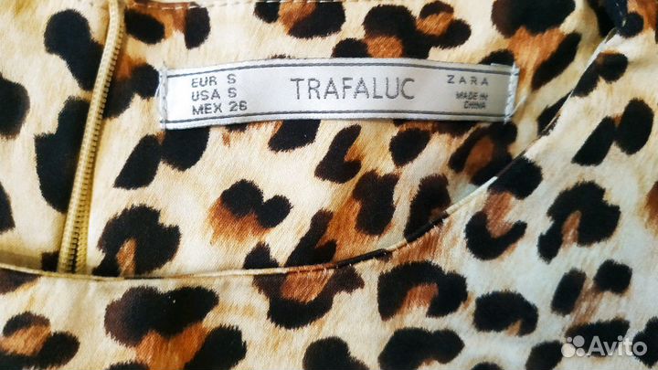 Платье zara с животным принтом