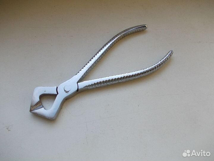 Щипчики для колки кускового сахара. СССР