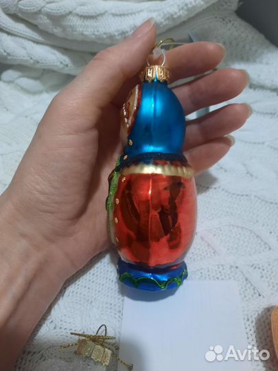 Стеклянные елочные игрушки