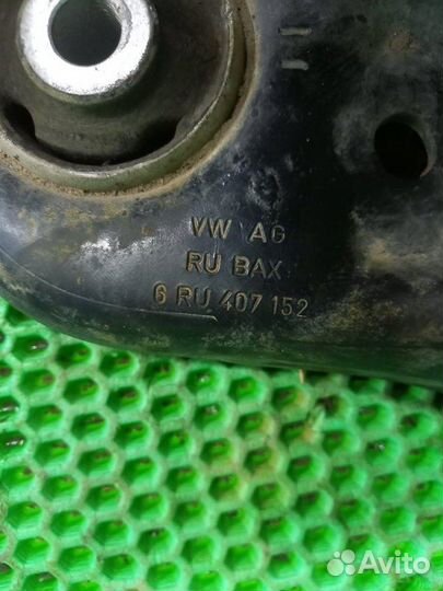 Рычаг подвески передний правый Volkswagen Polo V