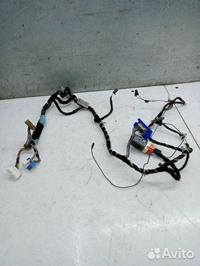Электропроводка салонная подторпедная Volvo S40