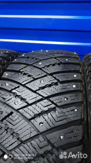 Goodyear Ultragrip Ice Arctic 205/60 R16 92H