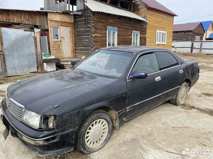 Toyota Crown, 1994