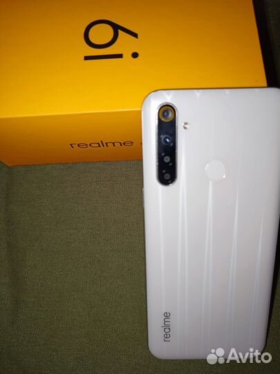 realme 6i, 4/128 ГБ