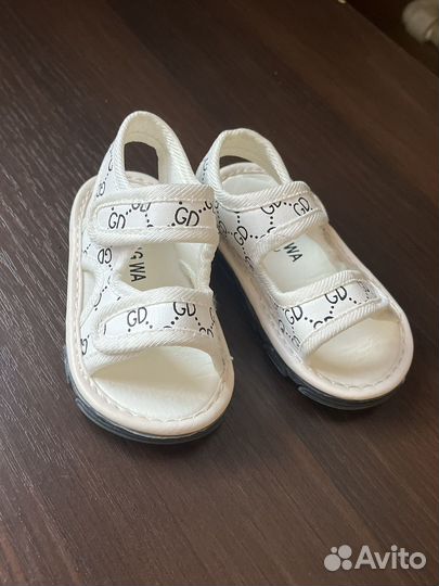 Бронь Сандалии детские 20 р