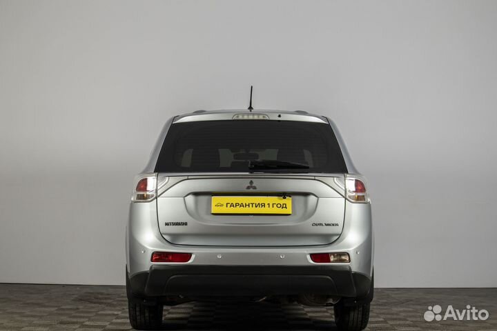 Mitsubishi Outlander 2.0 CVT, 2012, 223 102 км