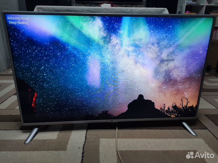 Телевизор LG 47LB580V