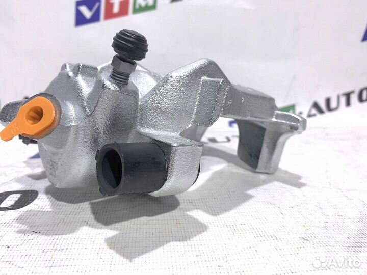 Masterkit Тормозной суппорт Toyota corolla (E )