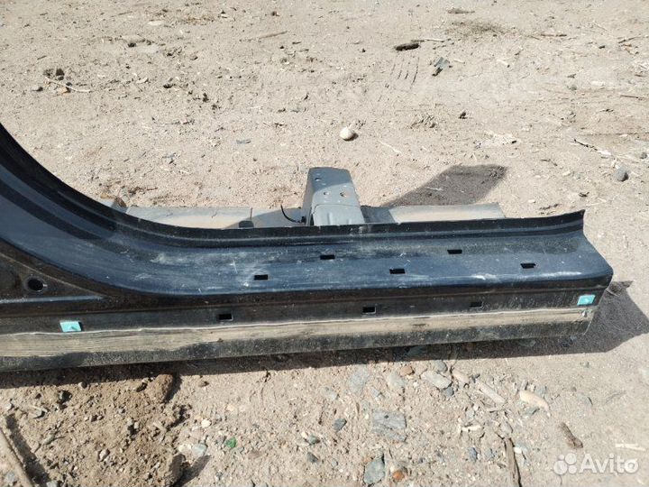 Панель боковая кузова/стойка правая Hyundai ix35