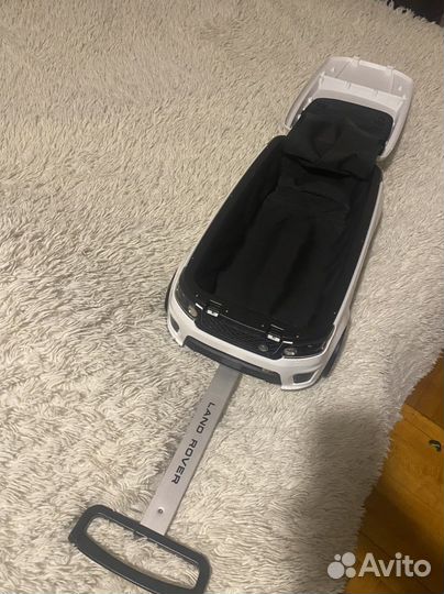 Чемодан машина