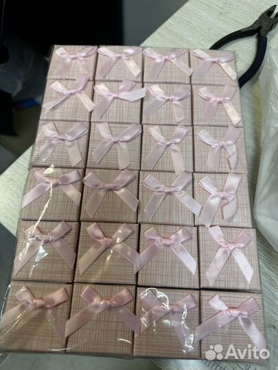 Коробочки для ювелирных изделий